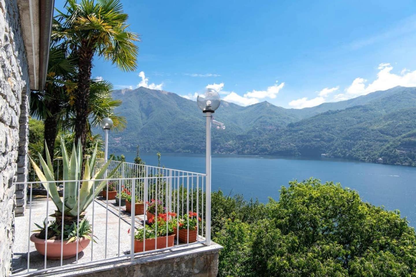 Villa Fantastica Carate Urio Exteriér fotografie